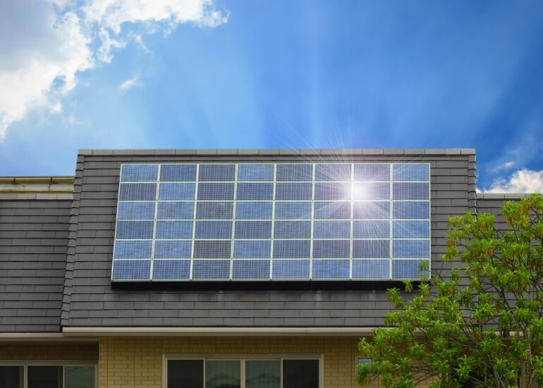 Hoe werken zonnepanelen?