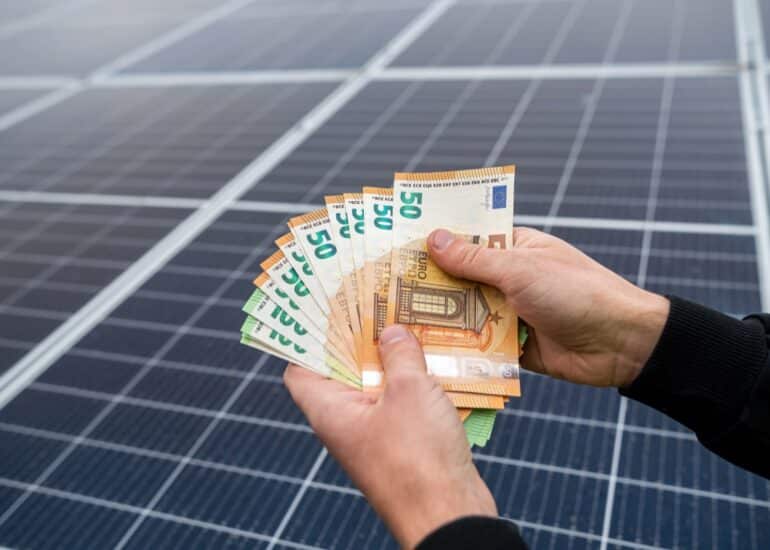 Terugverdientijd zonnepanelen berekenen