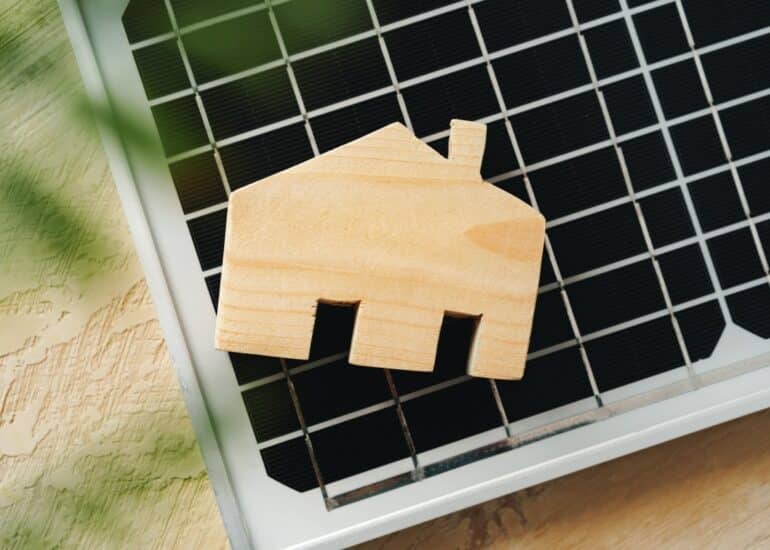 Zonnepanelen verzekeren