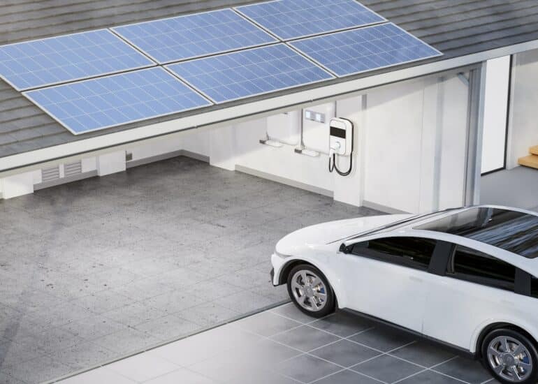 Zonnepanelen op garagedak